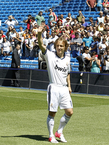 孙悦娇妻陈露现状：打高尔夫穿名牌，在美国很滋润，回应网络相亲